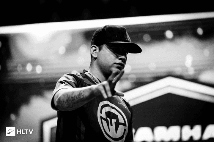 100 Thieves to replace kNgV- - Report