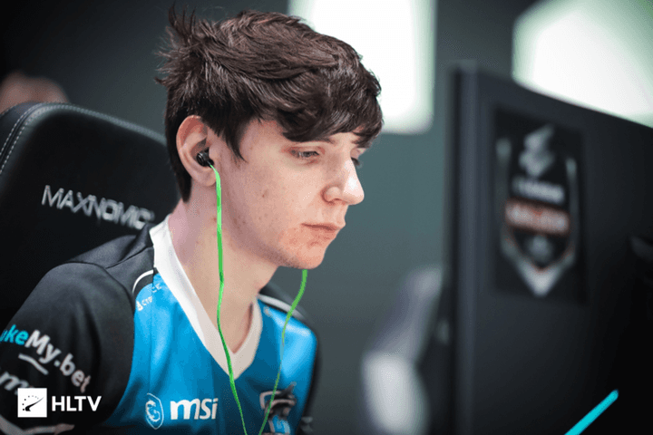 Vega Squadron bench keshandr, mir